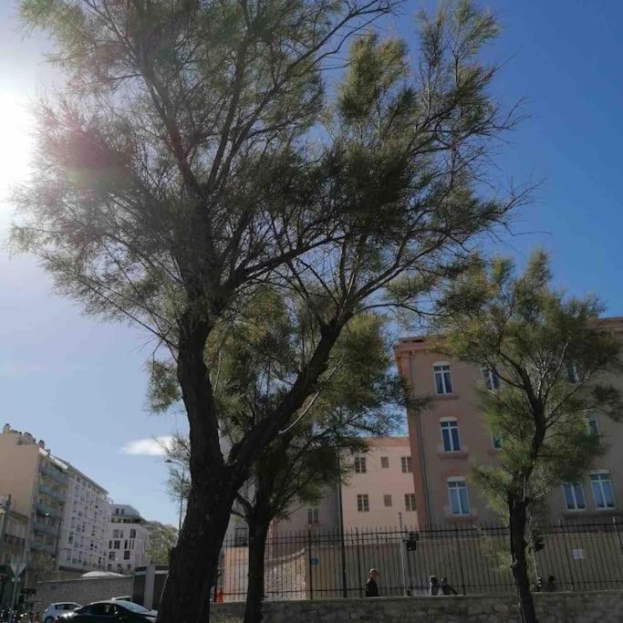 Magnifique Appartement T4, Plage Des Catalans マルセイユ エクステリア 写真