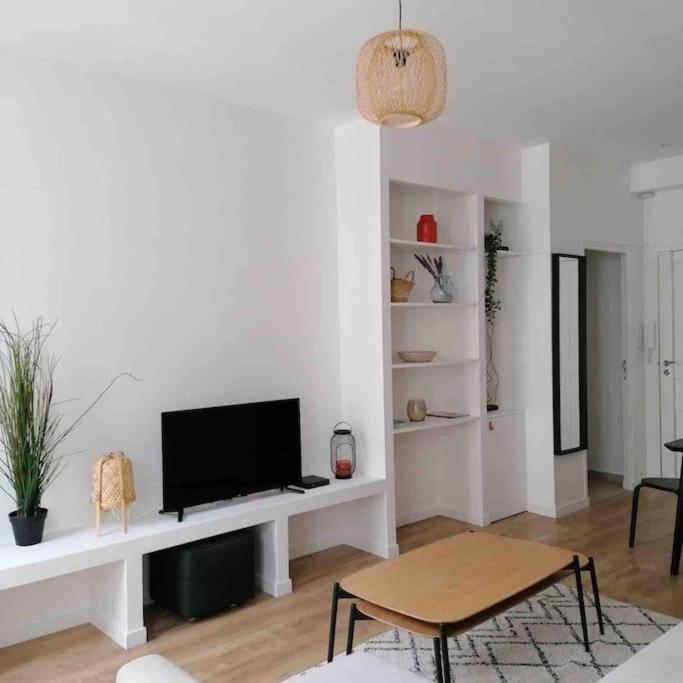 Magnifique Appartement T4, Plage Des Catalans マルセイユ エクステリア 写真